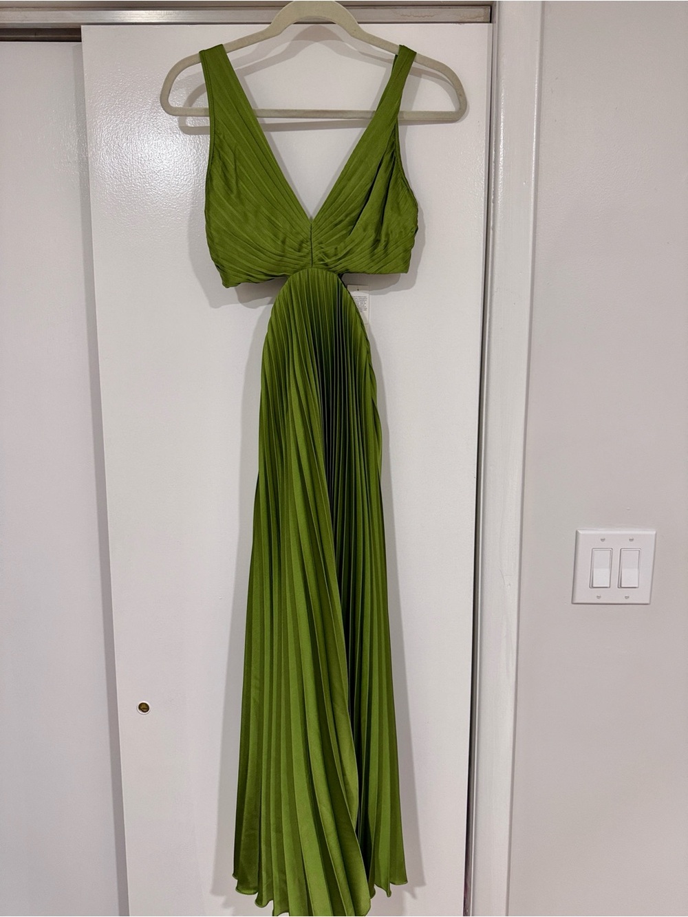 Abercrombie & Fitch Olive Green Pleated Cutout Maxi Dress